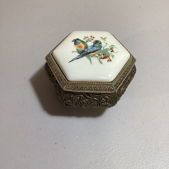 Macaw Musical Box Trinket Japan 3" Velvet Lined - Picture 1 of 6